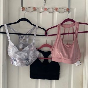 3 new athletic bra tops-smoke free home